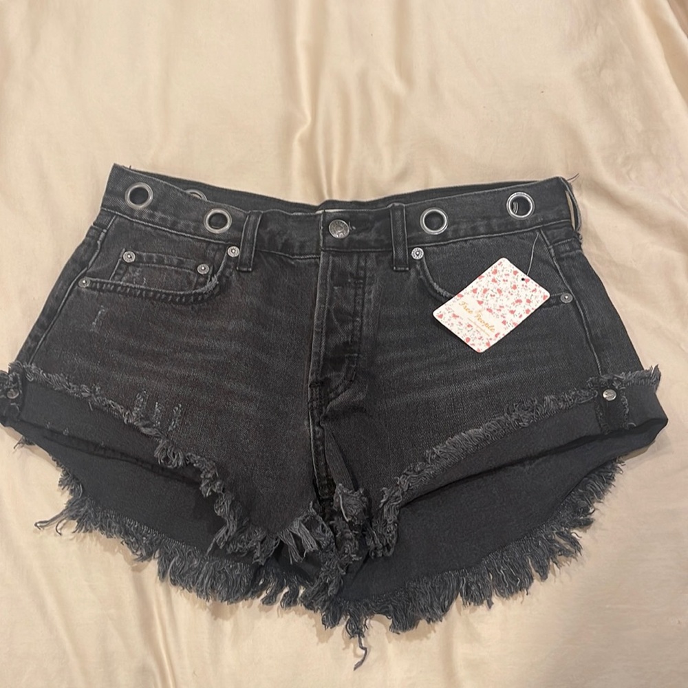 Womens Free People brand new black denim shorts! Size 26!